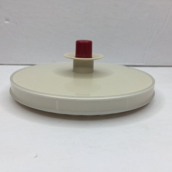 Vintage Tupperware 1.5 Quart Red Pitcher 1676-1 Push Button Seal Lid - Picture 5 of 16